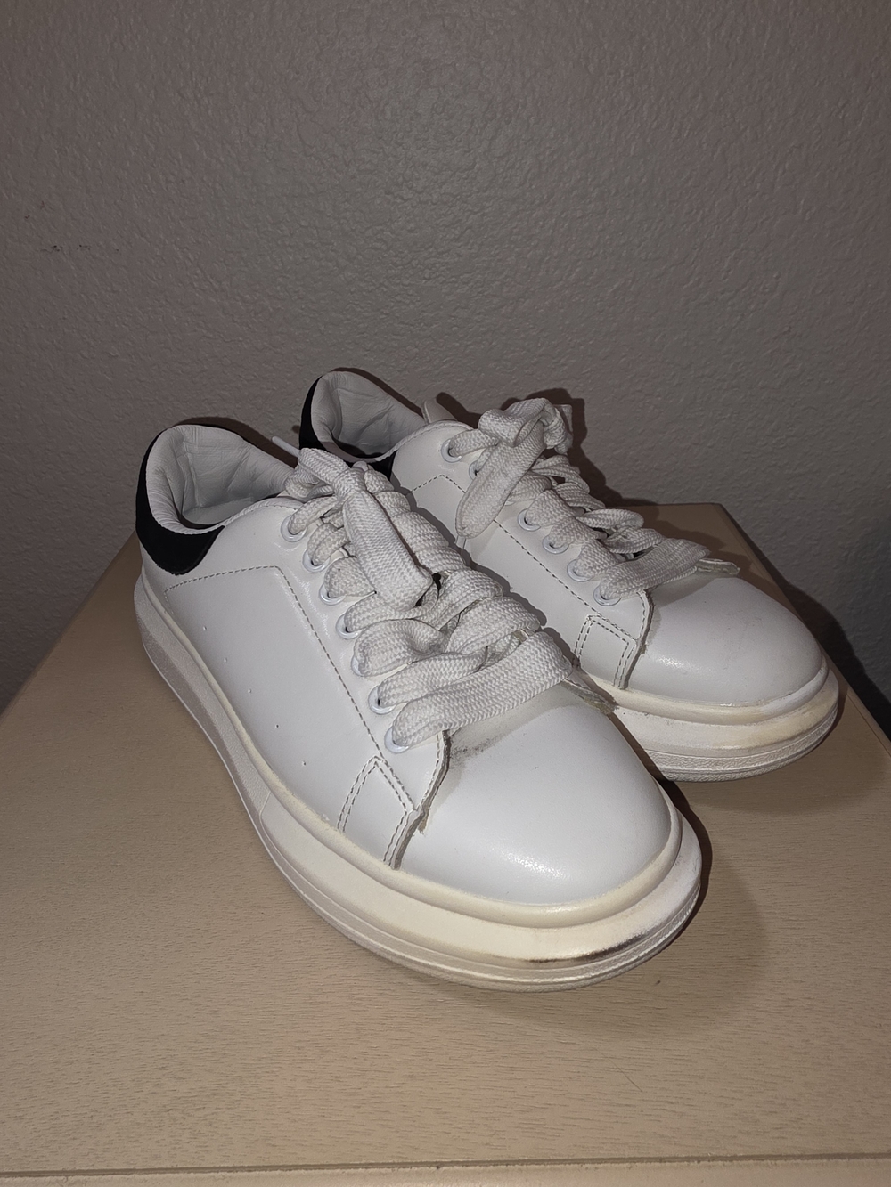 Alexander Mqueen White Platform Sneakers with Black Heel Accent